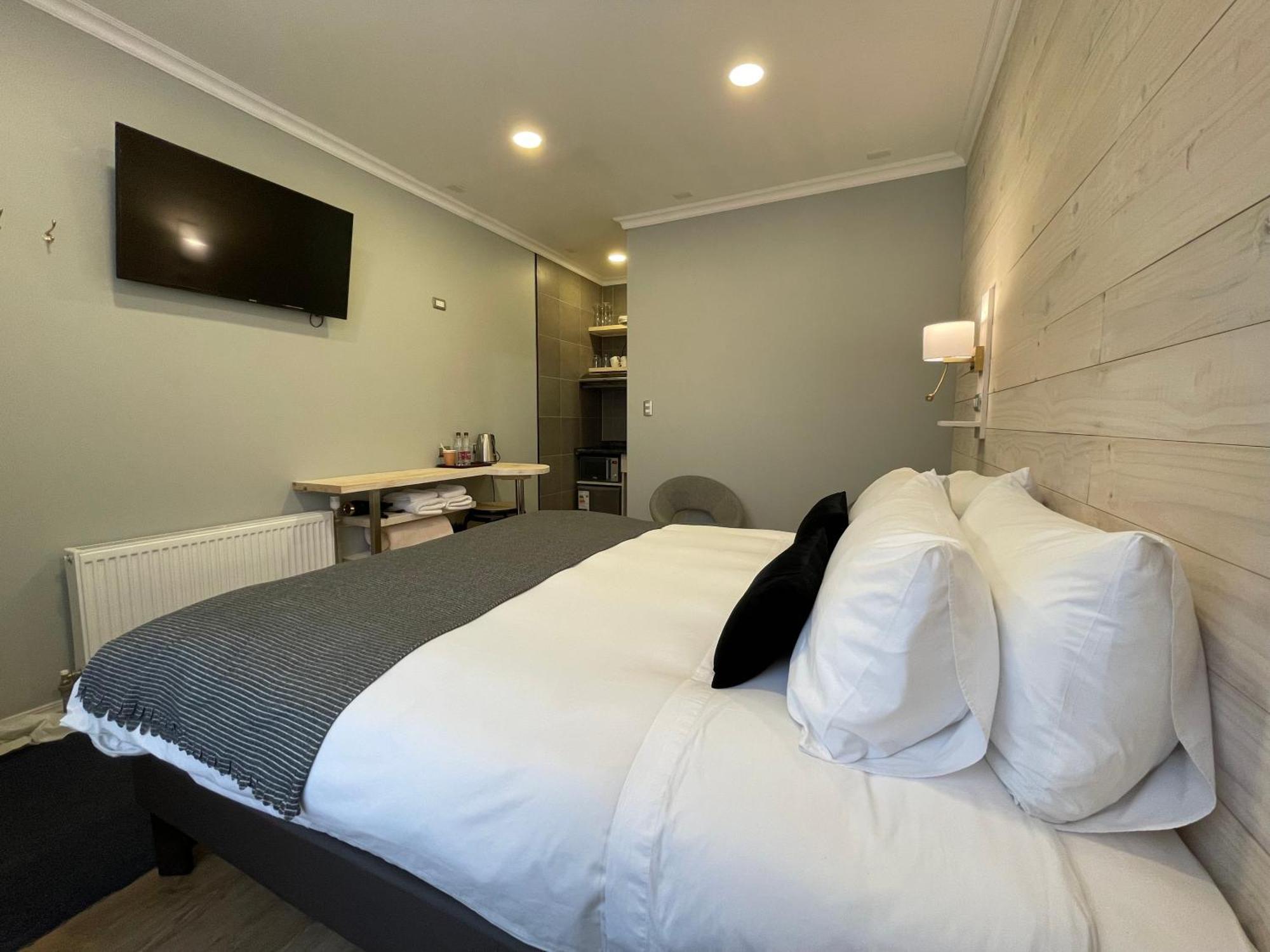 Hostal Boutique Puerta Roja Punta Arenas Extérieur photo