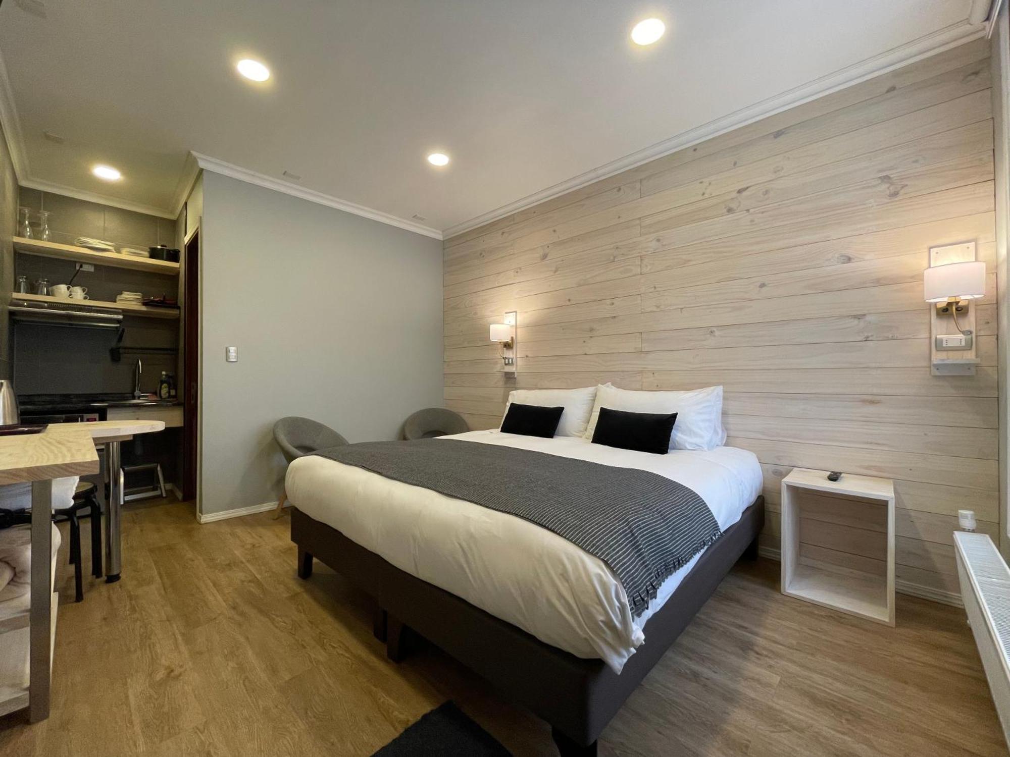 Hostal Boutique Puerta Roja Punta Arenas Extérieur photo